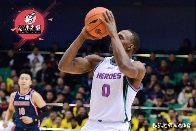  拉文三分雨公牛浇灭猛龙反扑之势喜提连胜